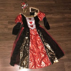 Toddler girl Queen of Hearts costume